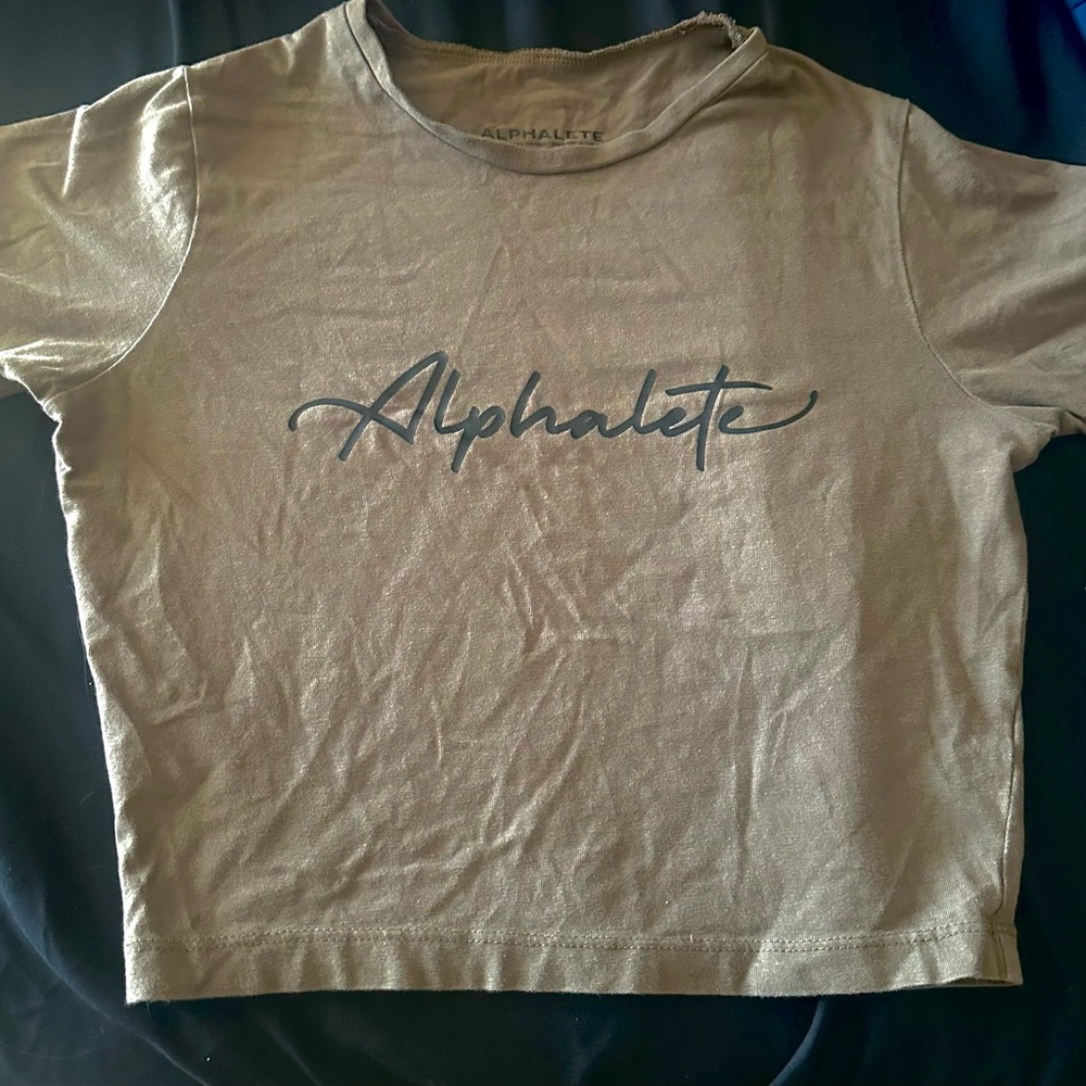 Alphalete crop top